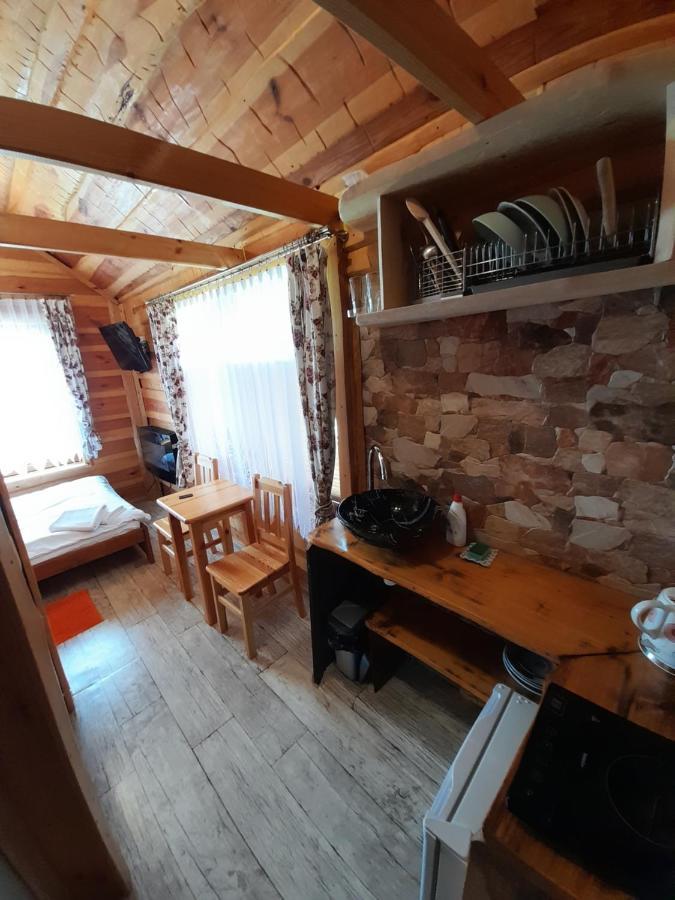 Noclegi U Banysia W Sercu Gor Swietokrzyskich * Krajno Pierwsze
